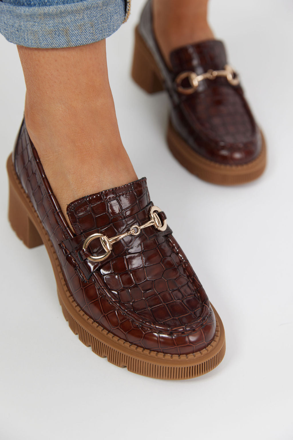 ZOEY LOAFER NUTMEG CROC LEATHER