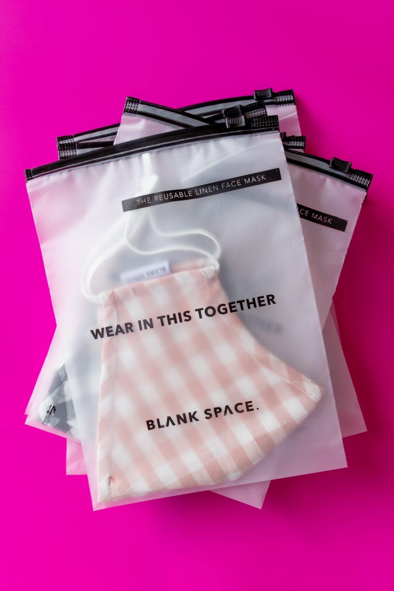 THE REUSABLE LINEN FACE MASK - BLUSH GINGHAM