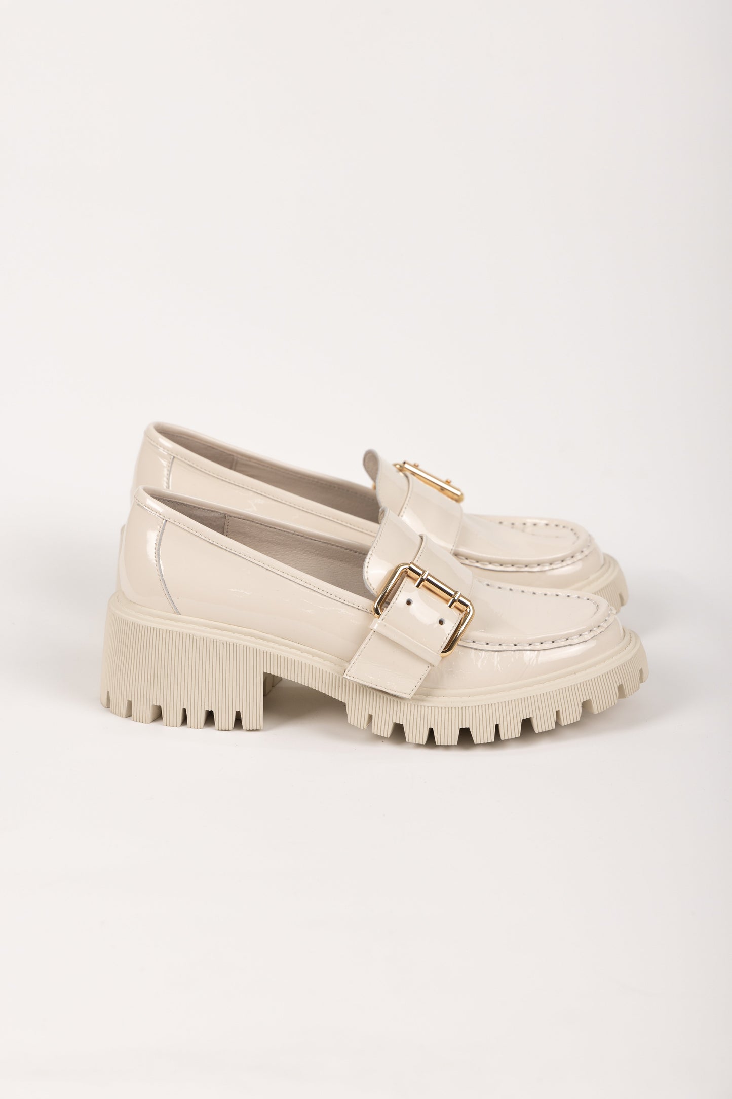 QUAZE LOAFER IVORY PATENT LEATHER