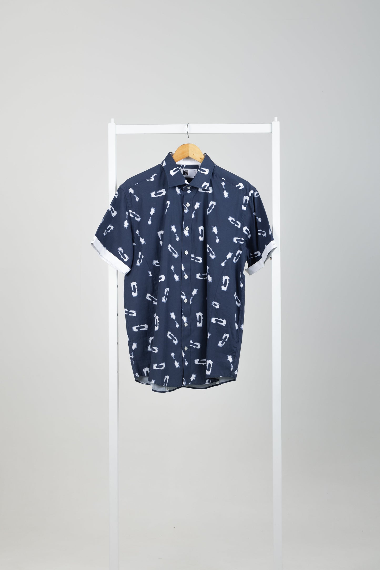 PARTY SS SHIRT - NAVY PRINT