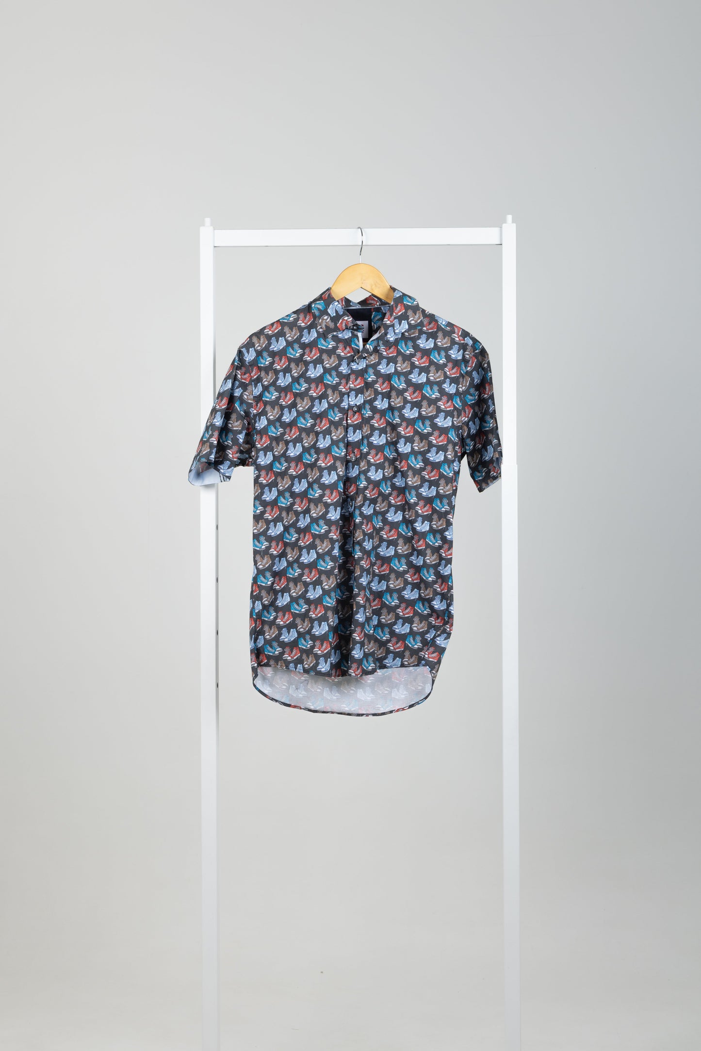 PARTY SHIRT - SNEAKERS